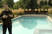 泳池里&自动封面设计